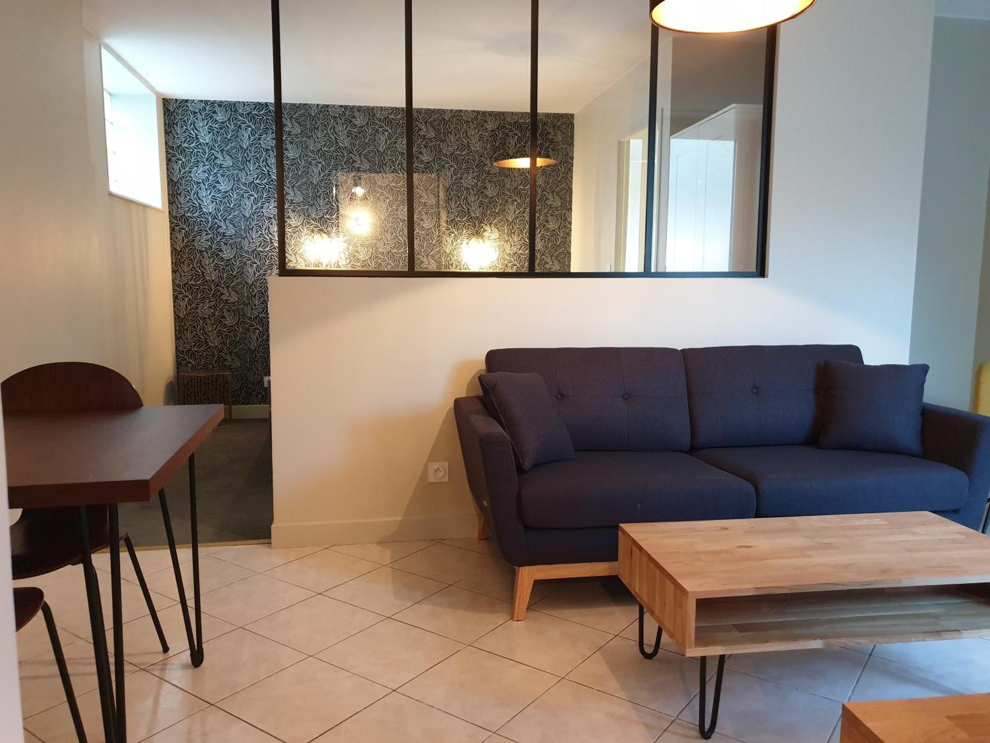 Au Loup Historic Apartments 贝叶 客房 照片